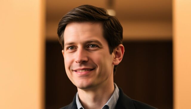 220ff456-d6ee-4bd7-9a87-ccaed1cd2543 Sam altman life story